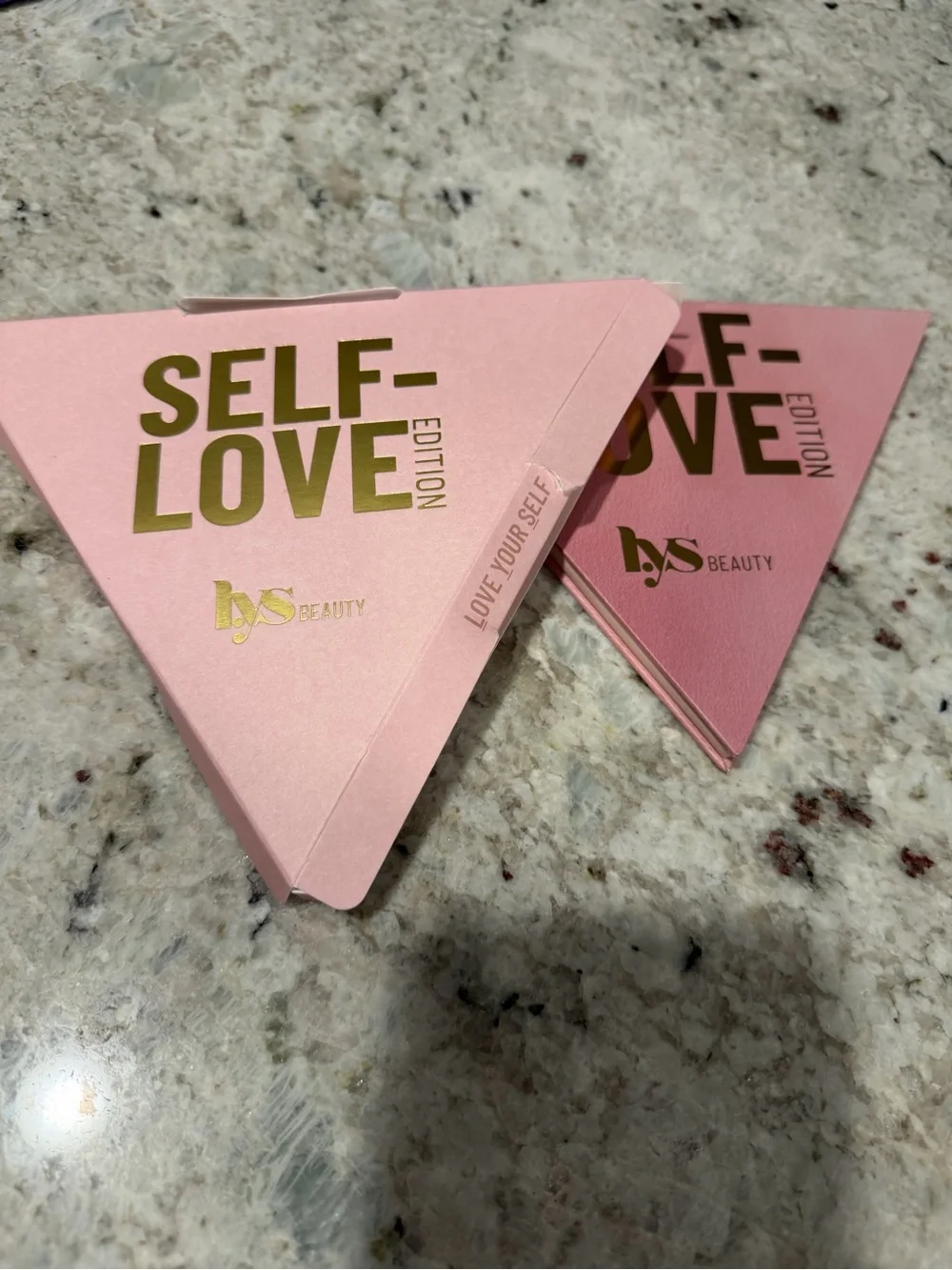 Triangular Pink Eyeshadow Palette — Pink, Gold & Neutral Shades
